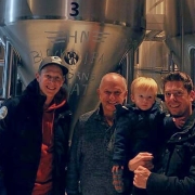 Brouwers Rob Bennis, Henri van de Broek en Rick van de Broek, van West-Friese brouwerij Hoorns Nat