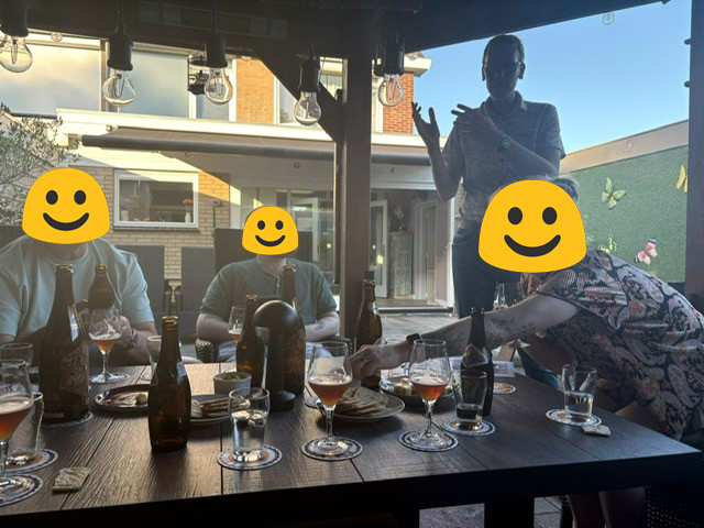 Bierproeverij in Oudkarspel, Noord-Holland